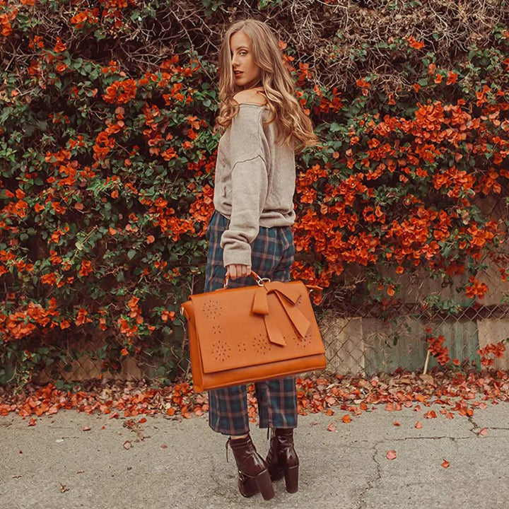 Grace’s Elegant Bow Bag