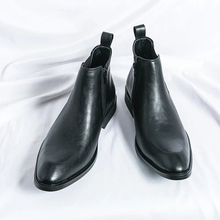Cooper | Leather Chelsea Boots